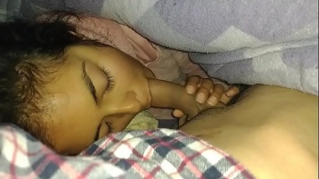 Побаловаться своего кавалера отменными оральными ласками