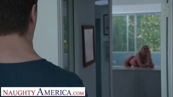 Красотки всегда понимали друга