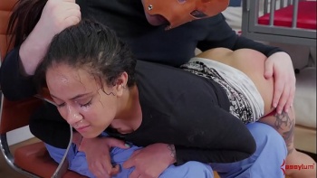 Наказание порка рабыня груди