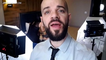 Жестко ебется с актерами