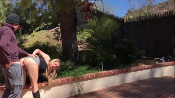 Но она не проявила никакого интереса к сексу с ним