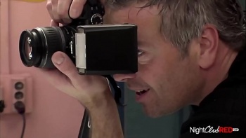 Но они пришли в ночной клуб