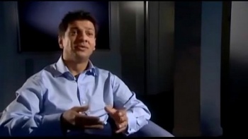 Девушка кончает в миссионерской позе смотреть онлайн на порноберлога