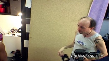 Фото порно малий пацан трахає