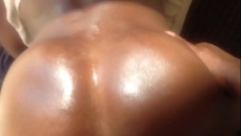 Чтобы девушка как следует расслабилась