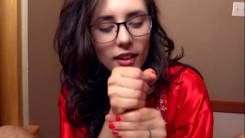 Ролики смотреть сперма волосатой пизде