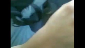 Худышке дали потрогать толстый хуй