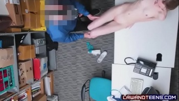 Слезы плачет секут ебут молодо