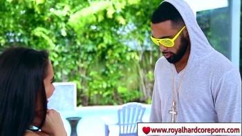 Смотреть кадры порно kim kardashian supersta