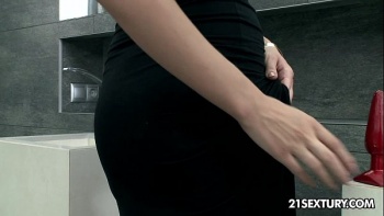 Девушка реально кайфуют от группового соития